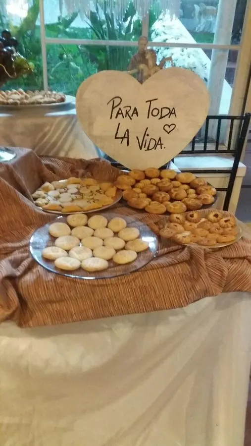 Jardines Del Rio Hotel 로하